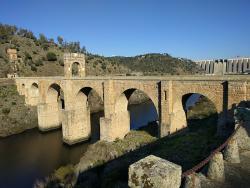 800px El puente de Alcantara Caceres